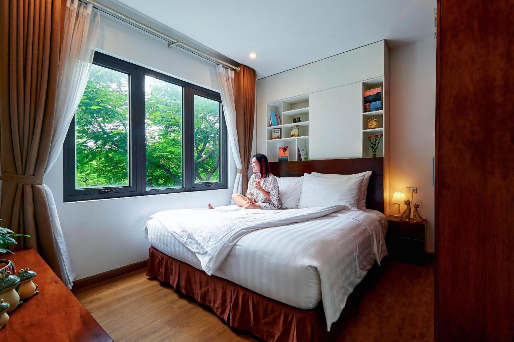 The Bloom Classic - Hotel And Bistro Ханой Екстер'єр фото