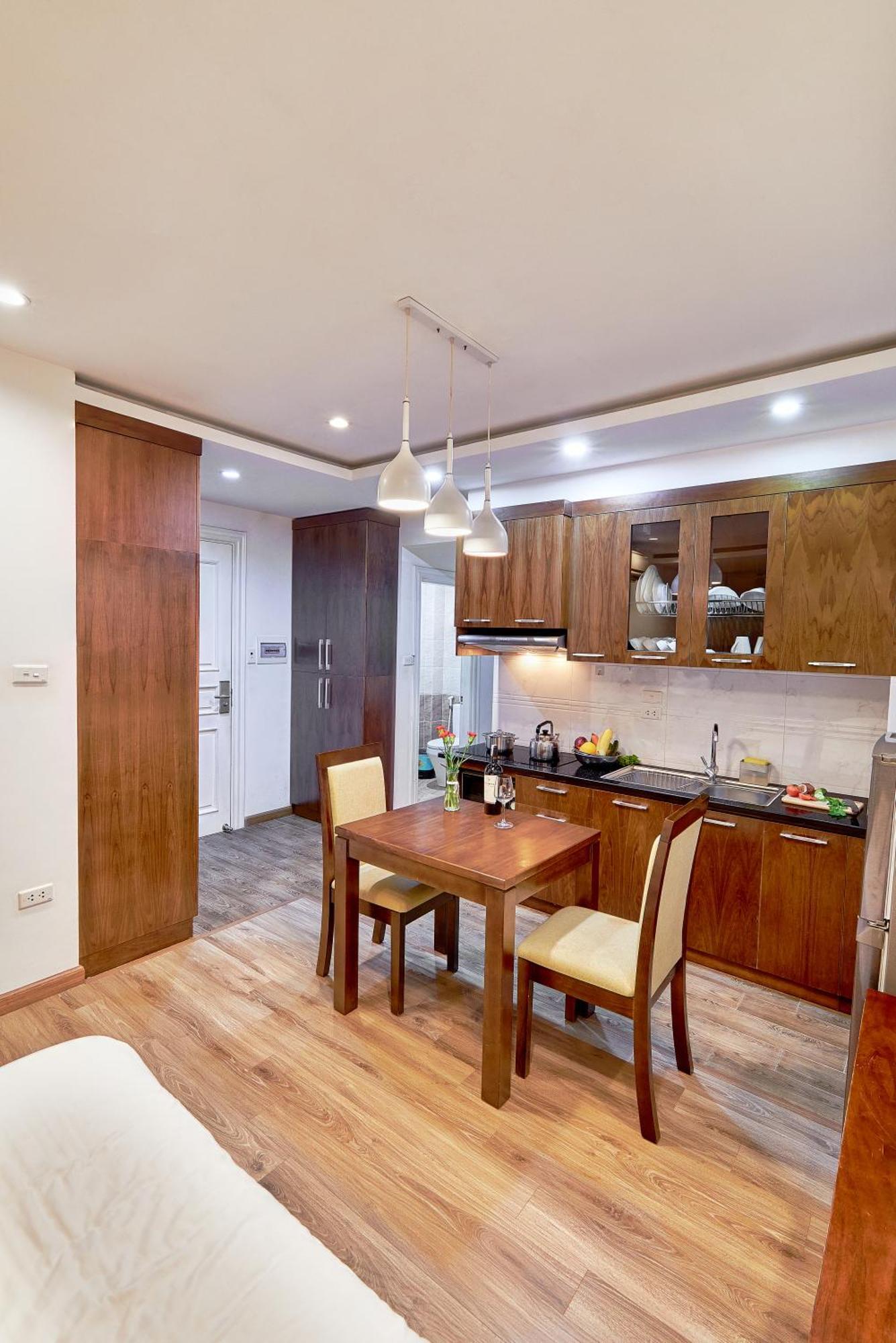The Bloom Classic - Hotel And Bistro Ханой Екстер'єр фото